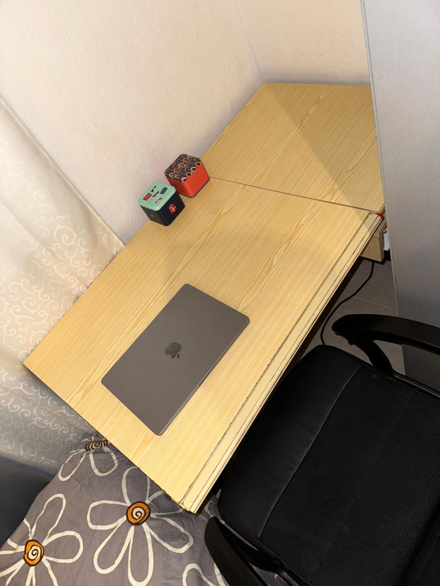 Schoenes Zimmer In Bahnhofsnaehe In Einer Wohnung Mit Grosser Terrasse Gießen Extérieur photo